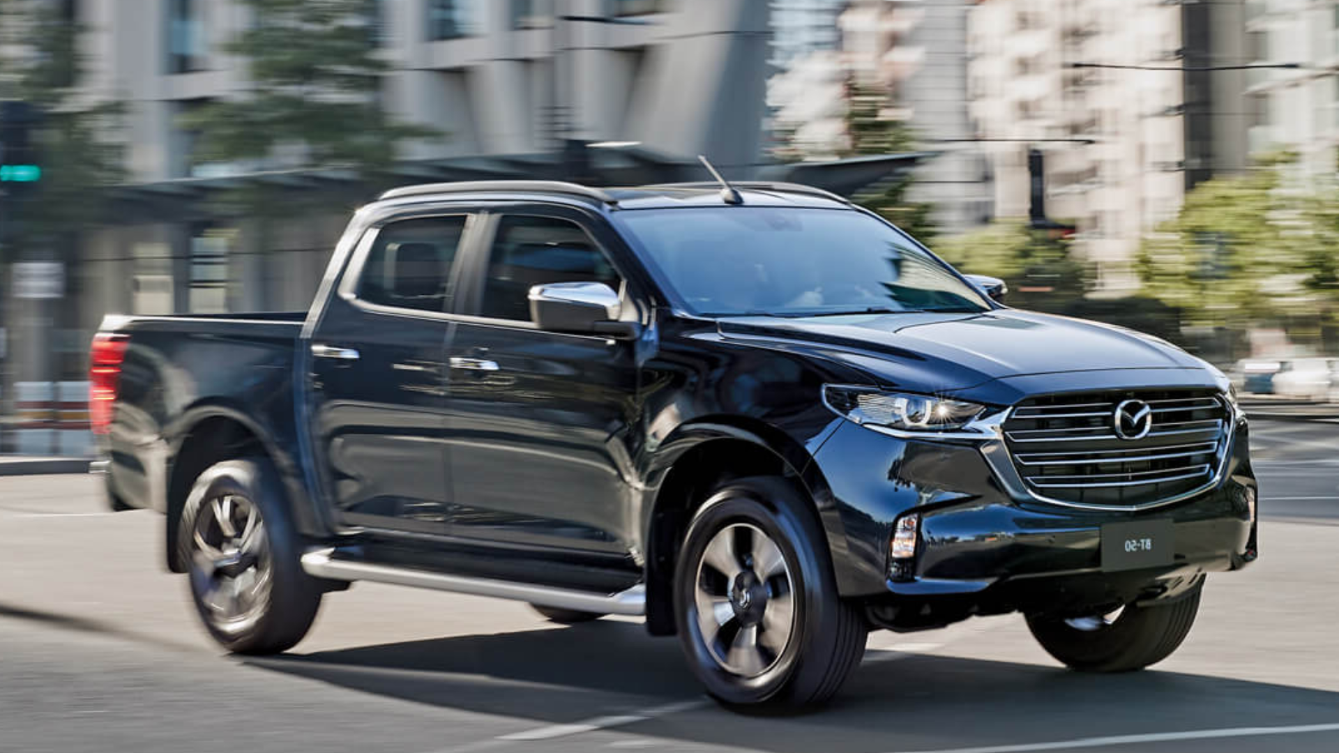 MAZDA BT-50 Spesifikasi